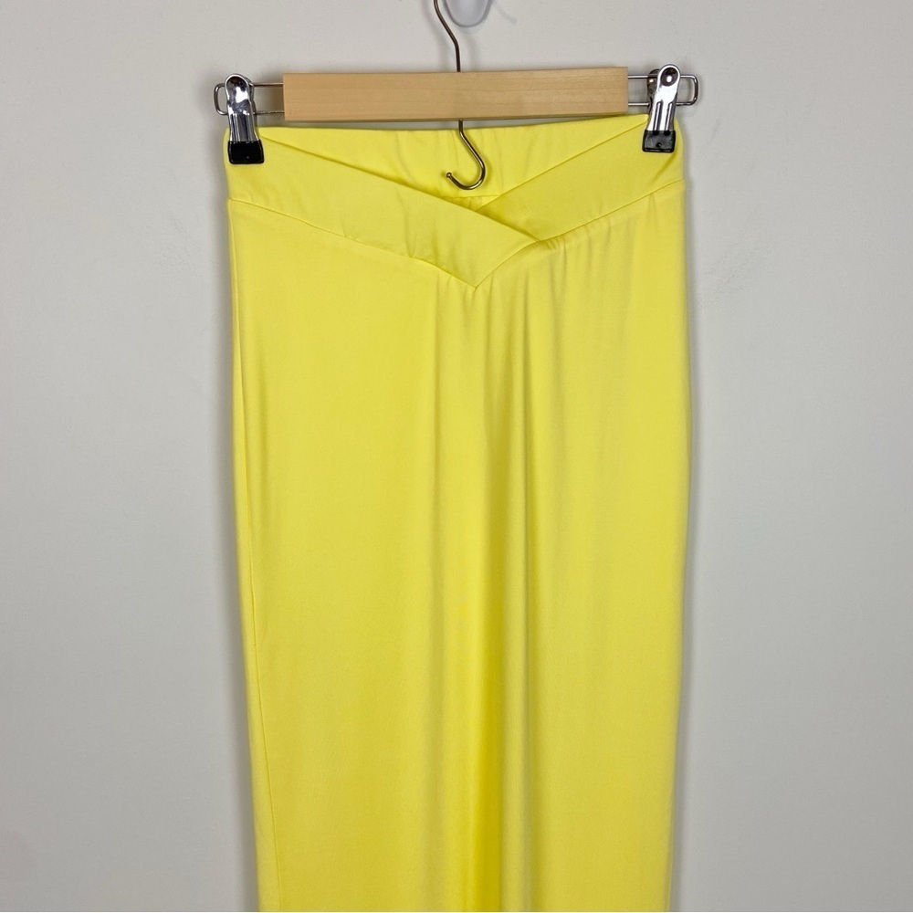 Superdown Raquel Skirt in Yellow Size XS - Picture 3 of 11